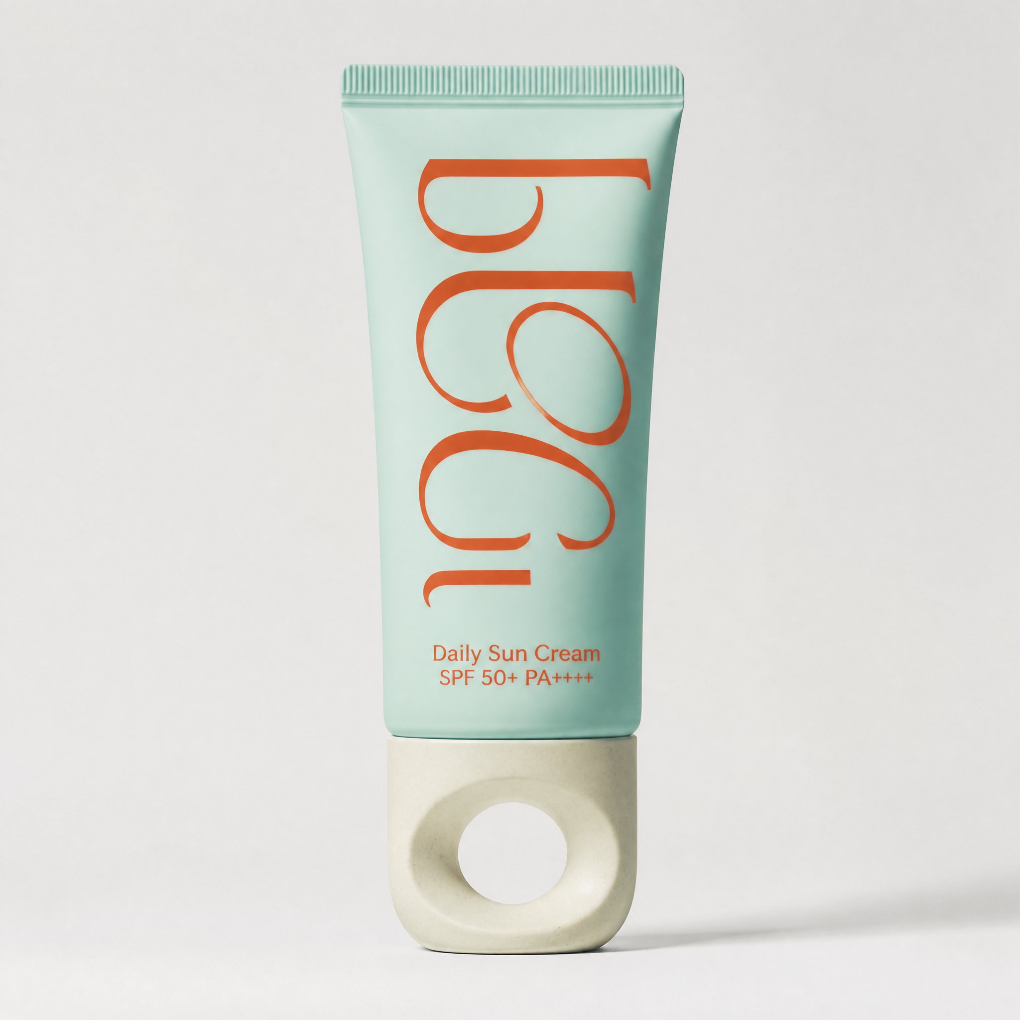 Reference: sun cream product photo